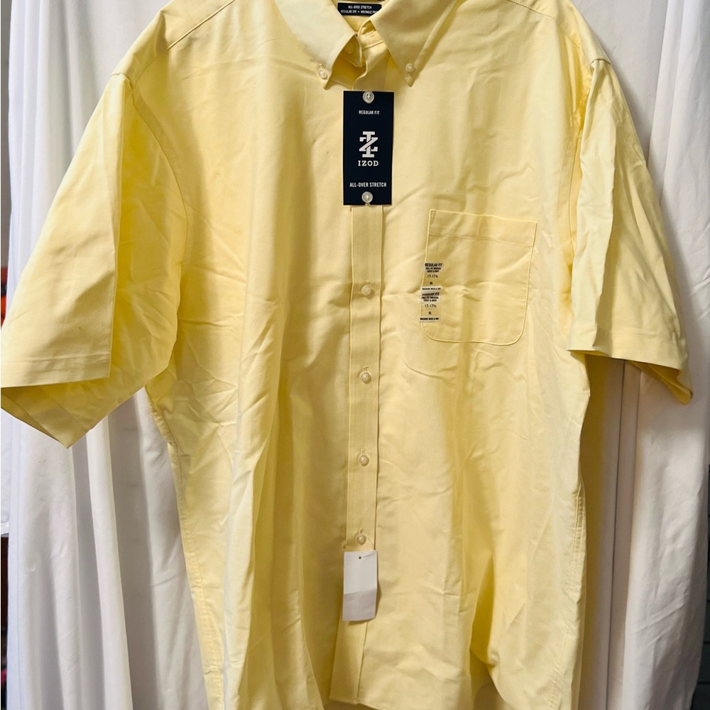 IZOD Men's Light Yellow (Lemon)Casual Button Down Shirt